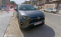 تۆیۆتا ڕاڤ 4